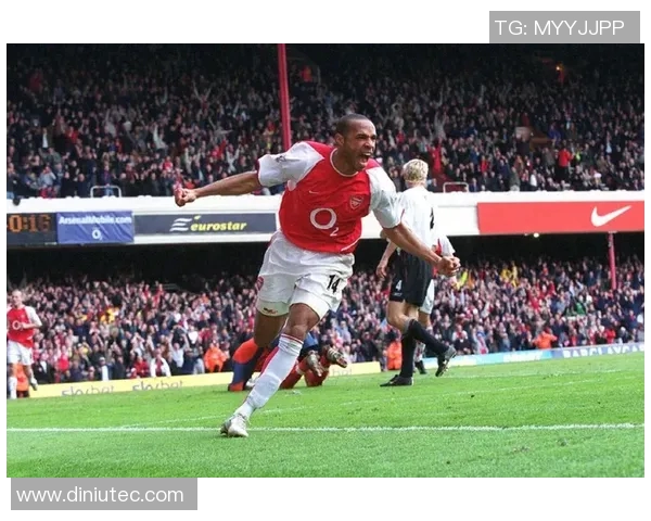 卢卡库的逆袭之路:从青涩小将到足坛巨星的成长故事 卢卡库的逆袭之路:从青涩小将到足坛巨星的成长故事