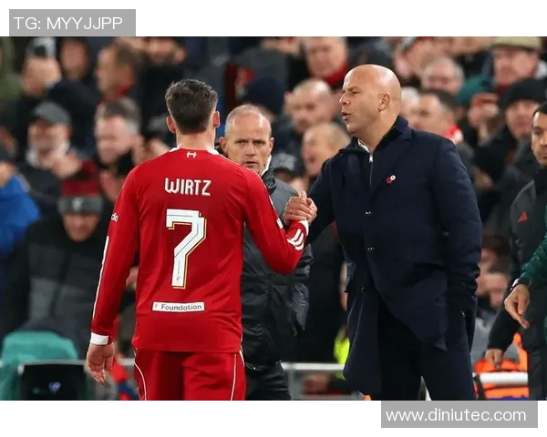 利物浦与亨克首发阵容揭秘双方战术布局一览 利物浦与亨克首发阵容揭秘双方战术布局一览